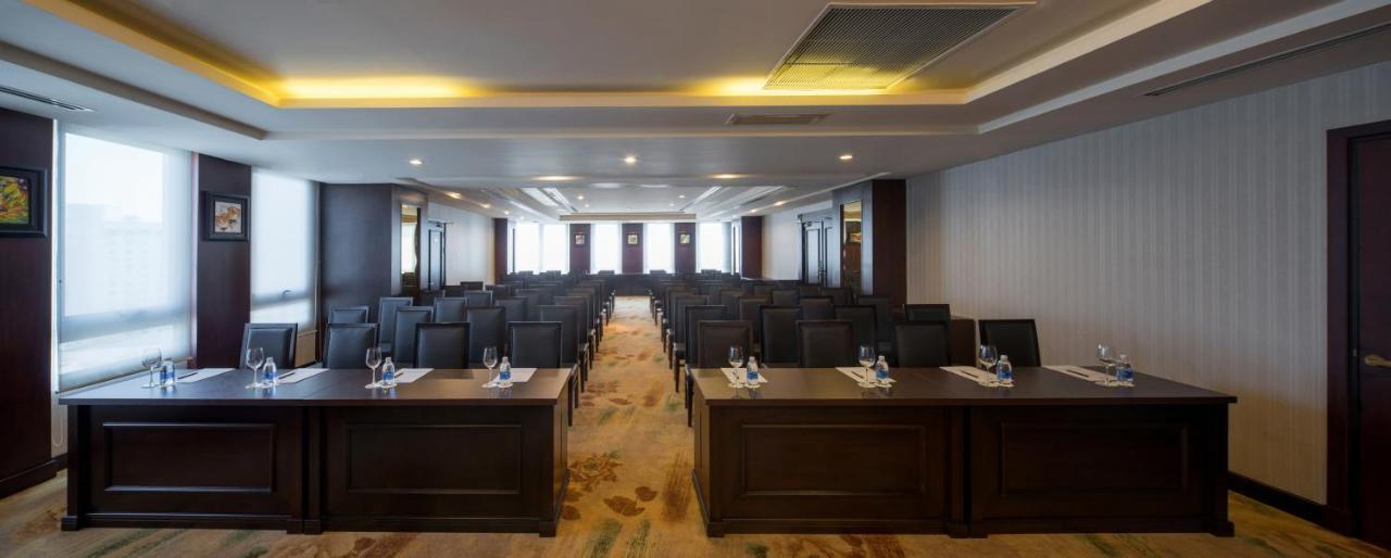 Nhat Ha L'opera Hotel